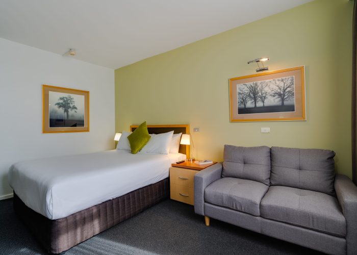 Mercure Albury_Standard Queen Photo 4